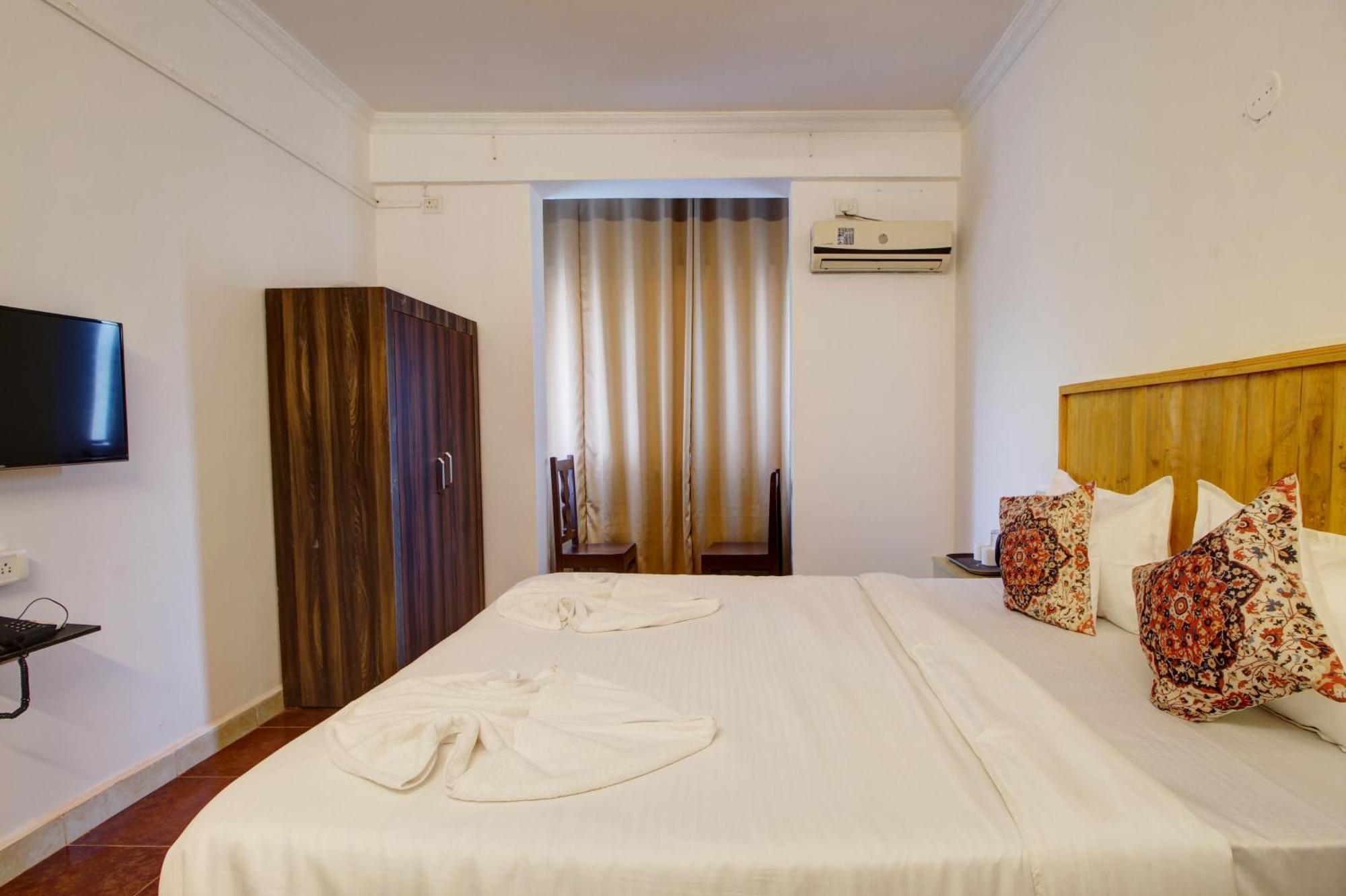 Hotel Pleasure Inn Near Turtle Beach Morjim Manage By Ld Group Of Hospitality 외부 사진